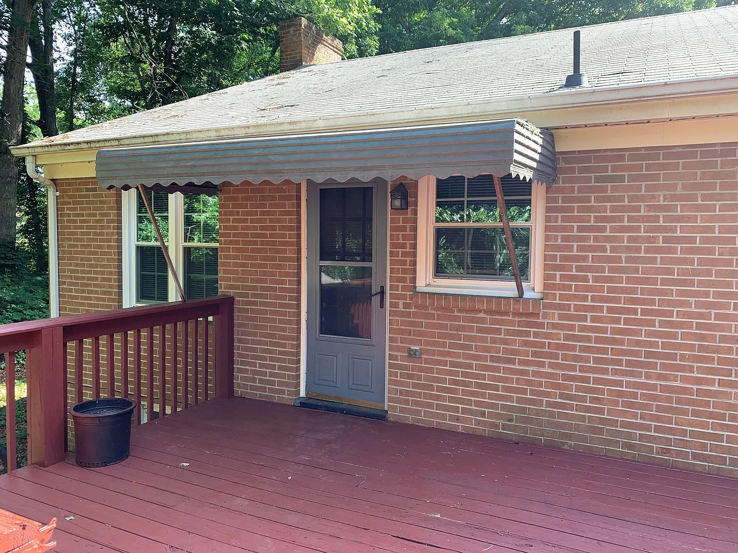 Split Foyer Home in Rustburg — Photo 3
