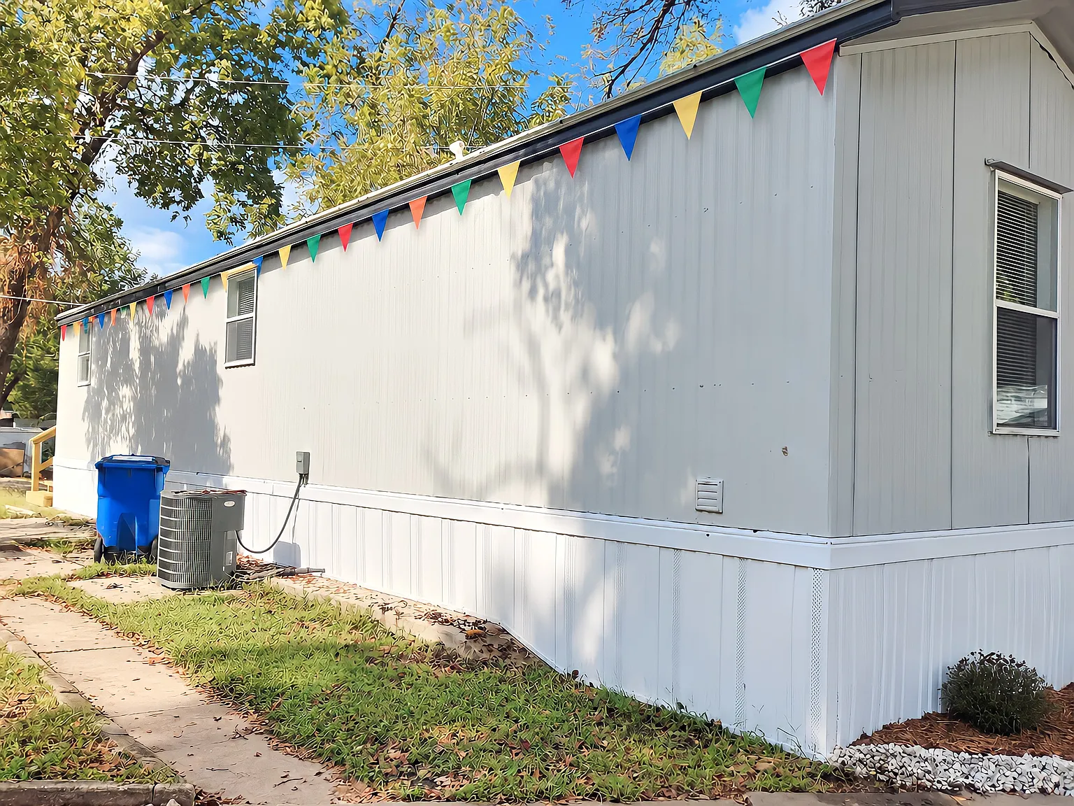 2 bed, 576 sqft, $775 — Photo 3