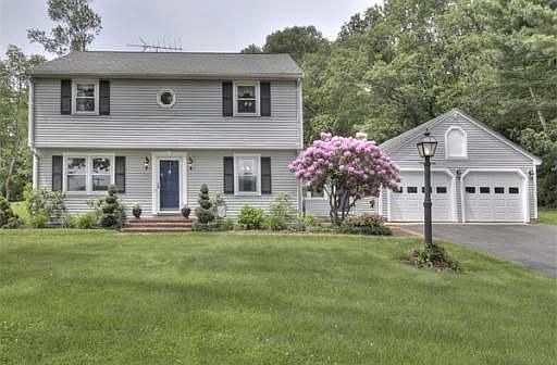 1st image of 491 Kingsbury Ave