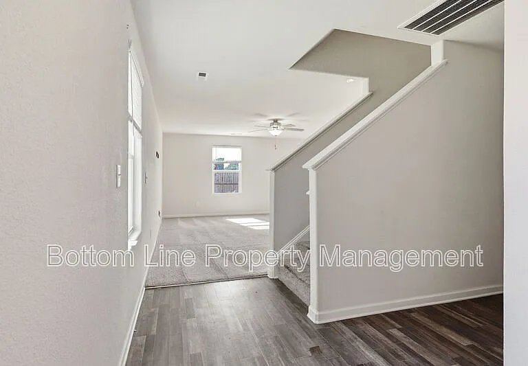 608 Frosty Way — Photo 20