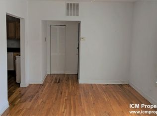 3527 N Broadway St #3W, Chicago, IL 60657