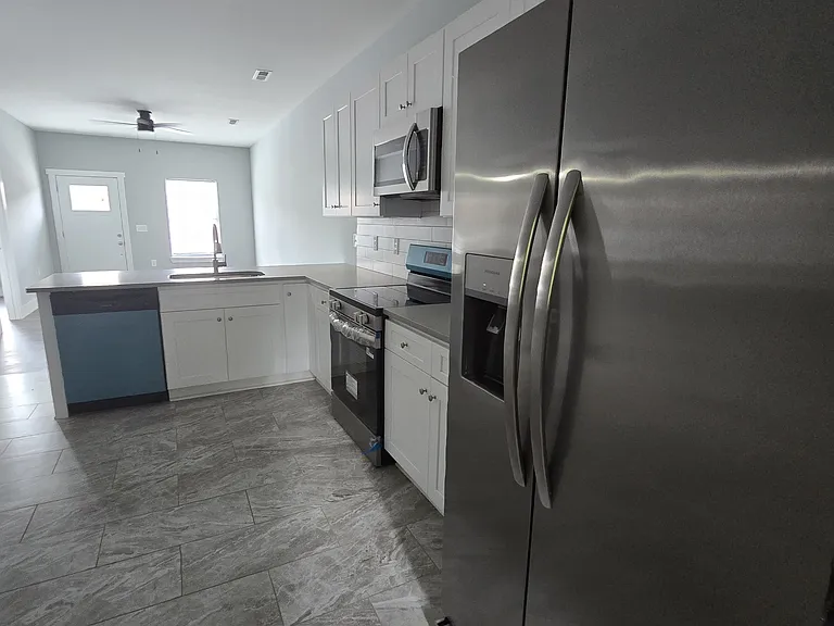 913 Cloud Springs Rd — Photo 16