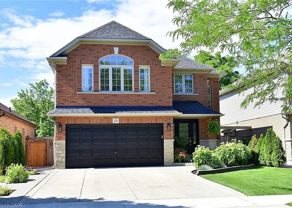 1st image of 12 Wills Cres