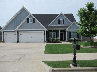 905 Charing Cross, Cave Springs, AR 72718