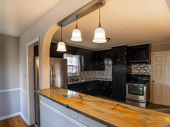 5th image of 3101 Glenelm Ct