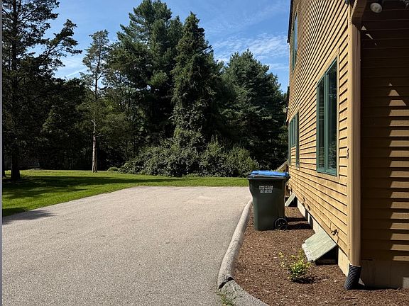 2nd image of 85 Green Hill Rd