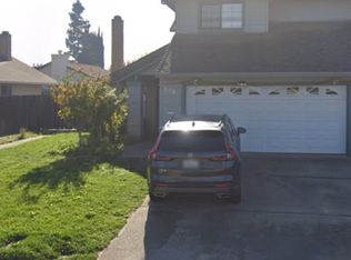 536 Swallow Ln, Lodi, CA 95240