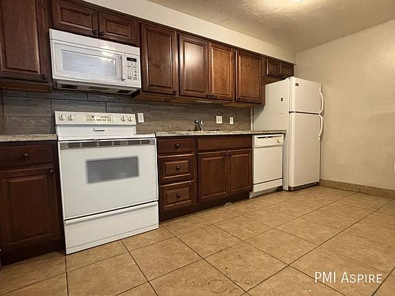 3rd image of 6761 W 37th Pl APT 10