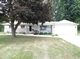 1284 Heathercrest Dr, Flint, MI 48532