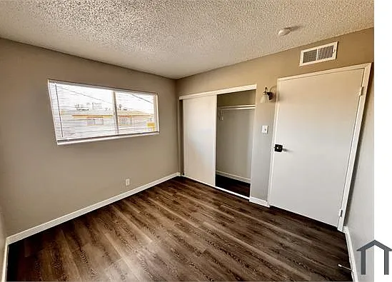 520 Albert Ave #4 — Photo 10