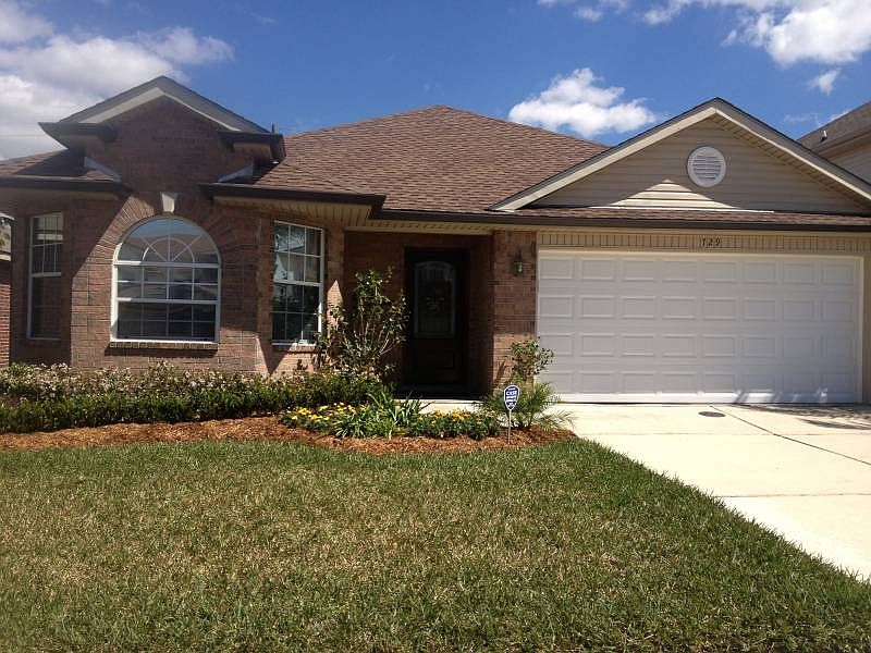 1st image of 729 Dory Dr