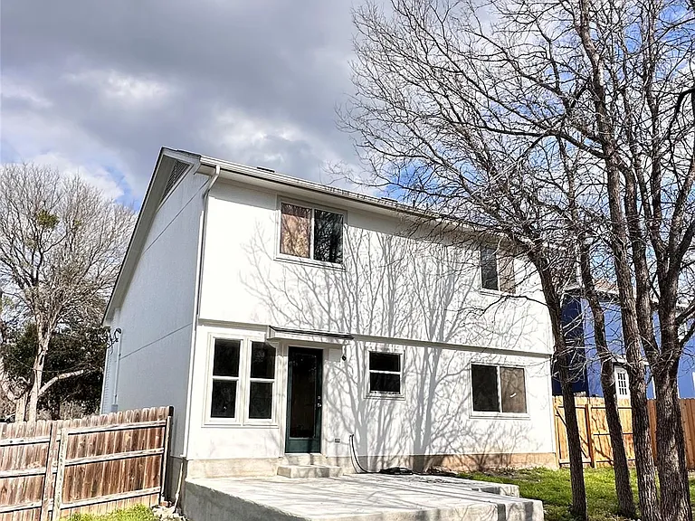109 High Point Blvd — Photo 17