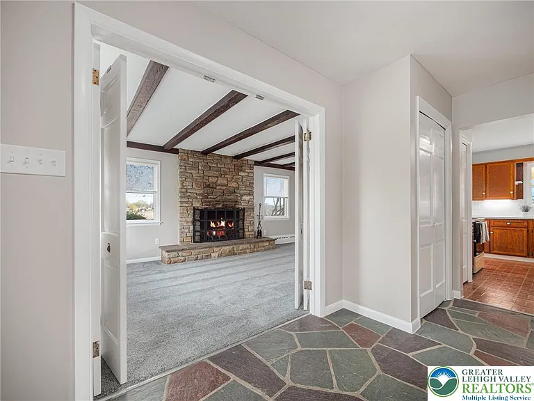 301 Ontelaunee Dr — Photo 31