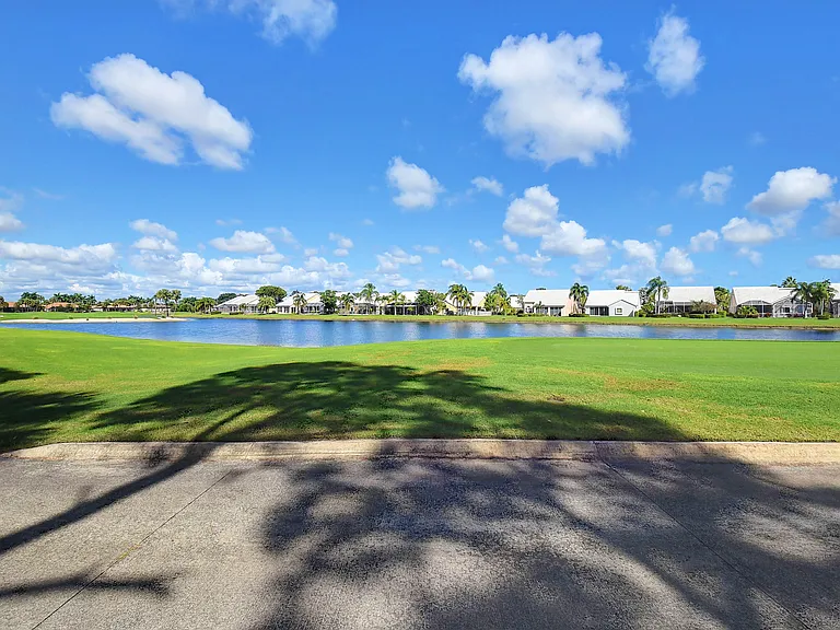 8320 Desmond Dr — Photo 30