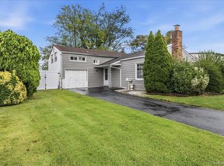 30 Jay Street, Hicksville, NY 11801
