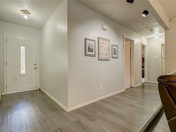 3rd image of 2508 Colleen Dr