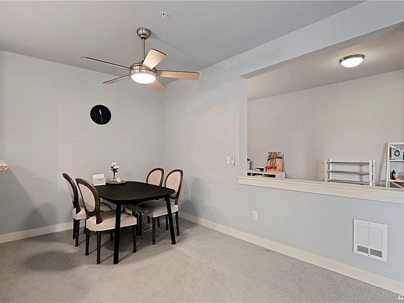 3rd image of 15700 116th Ave NE APT 201