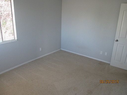 4th image of 713 Coleman Dr