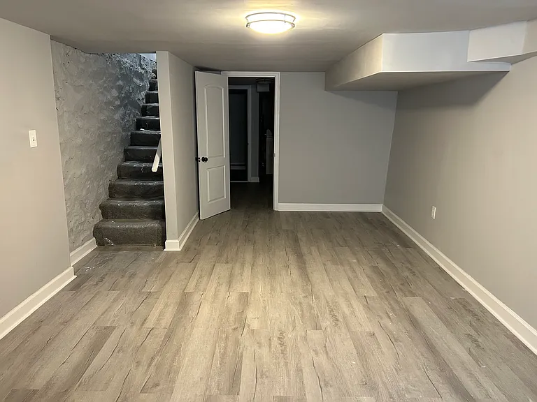 2644 Harlem Ave — Photo 8
