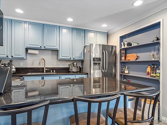 5th image of 390 N 1st St N #15