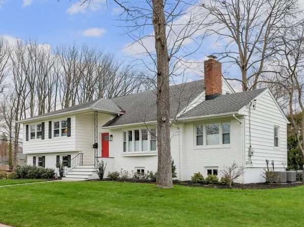 401 Poe Ave, Westfield Town, NJ 07090