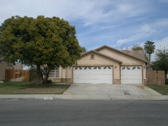 9706 Rancho Verde Dr photo 1