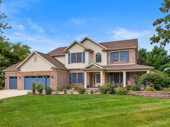 2201 Strand Dr, Champaign, IL 61822
