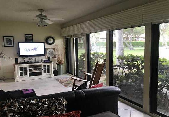 Home For Sale In Palm Chase Lakes