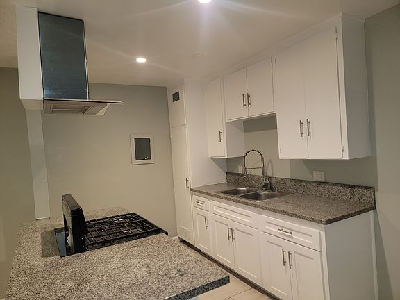 4th image of 225 S Madison Ave #12