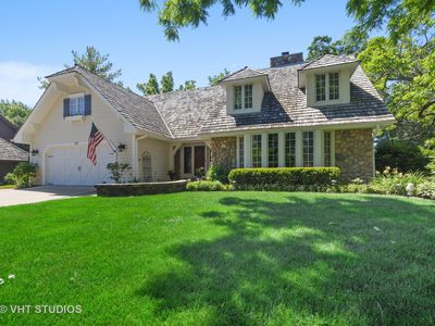 925 Windhaven Rd, Libertyville, IL, 60048