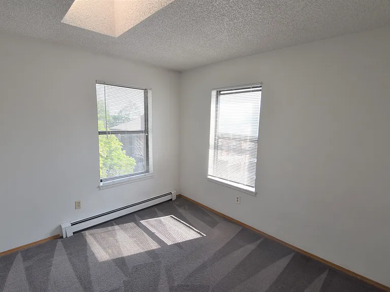 1125 Grandview Ave #8 — Photo 14