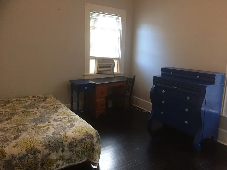 125 Farm St #2 — Photo 16