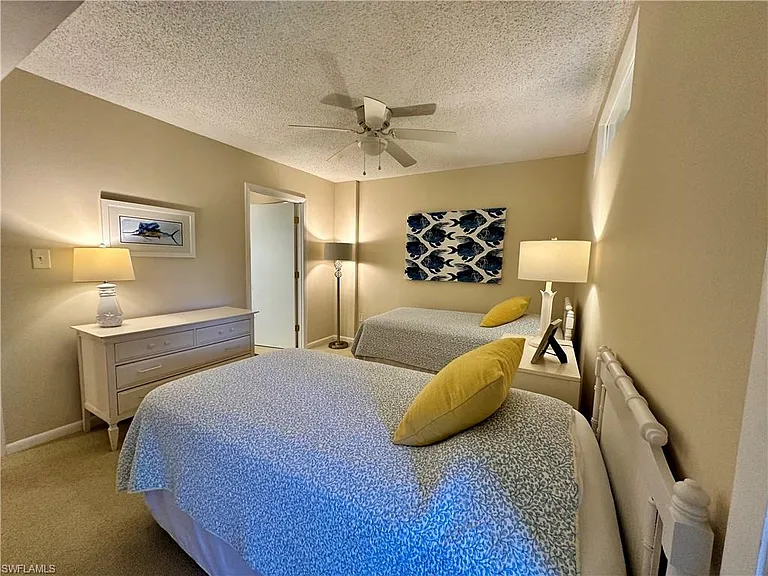 555 Park Shore Dr #B-205 — Photo 25