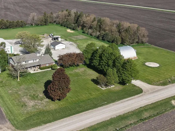 2811 Jackson Ave, Clarion, IA 50525