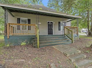 303 Askew Ave, Hogansville, GA 30230
