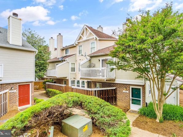 4401 Pembrook Village Dr #102