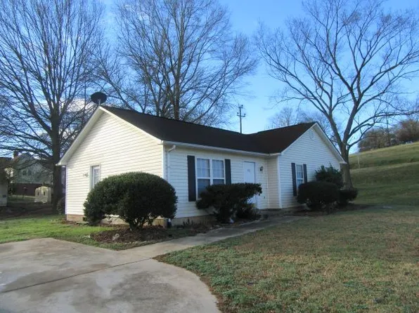 398 Grace Ave NW, Concord, NC 28027