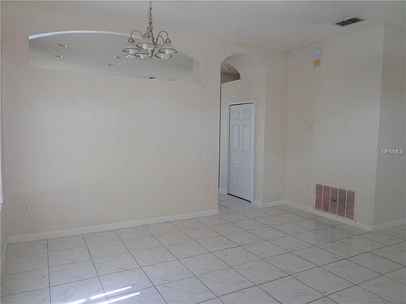 3rd image of 112 Cello St