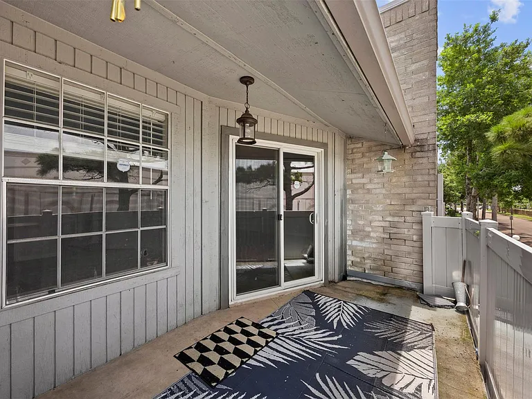 10673 Braes Bend Dr — Photo 19