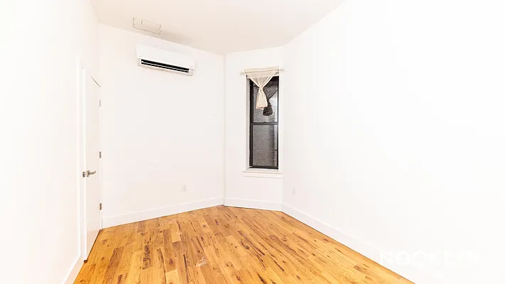 Rented by Nooklyn NYC LLC | media 14