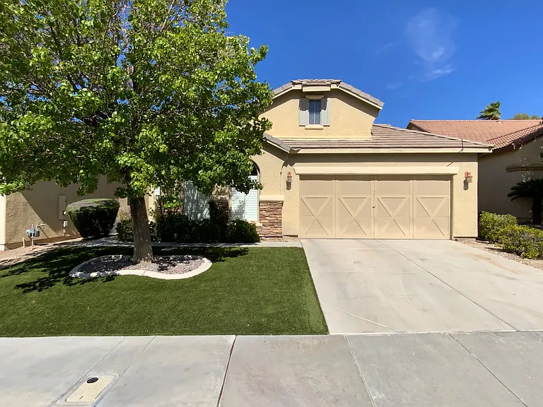 758 Rise Canyon Dr — Photo 1