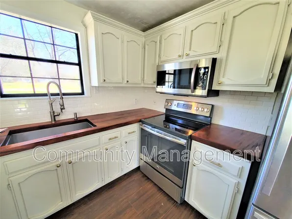 11362 Cloverleaf Dr, Denham Springs, LA 70706