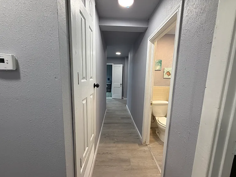 714 SW Dallas St — Photo 26