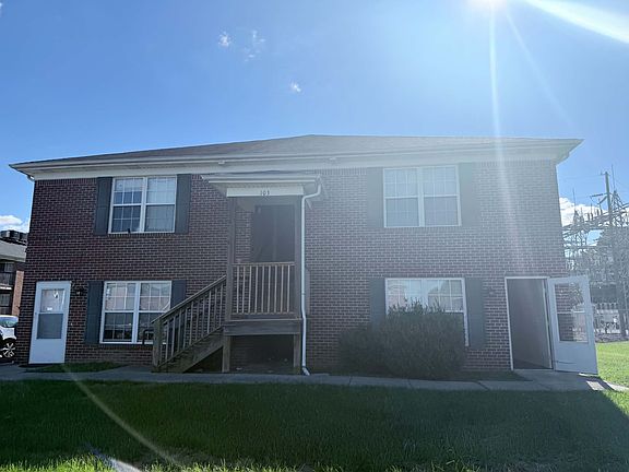 2nd image of 103 Stockton Ct #B