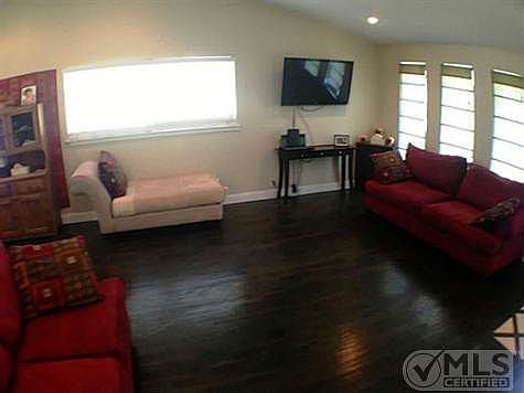 5th image of 2975 Satsuma Dr