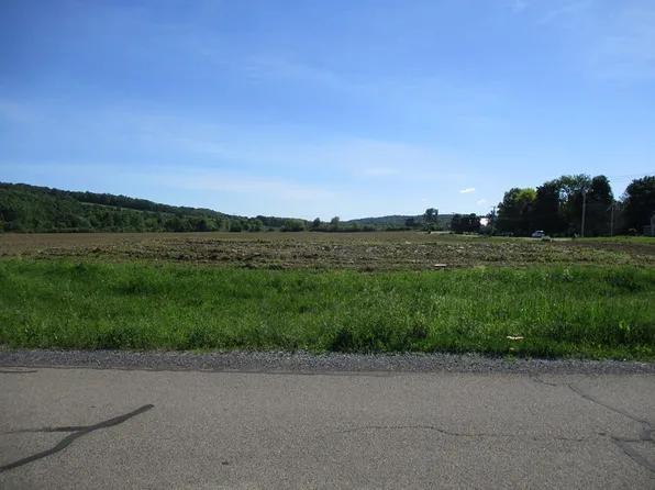 1 Brookwood Hills Dr, Horseheads, NY 14845