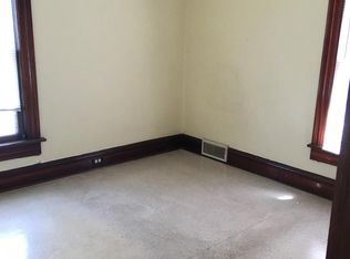 1613 Hanna St, New Castle, PA 16102