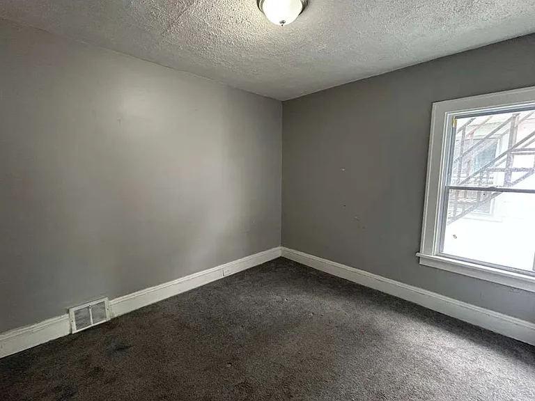 13616 Coit Rd — Photo 7