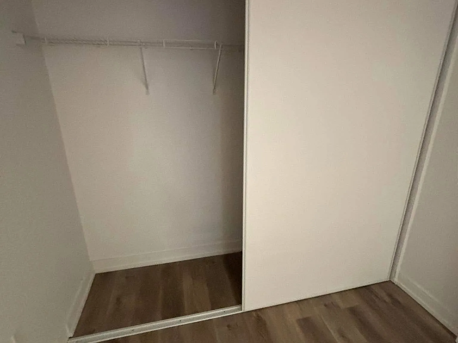 2 bed, $2,075 — Photo 4