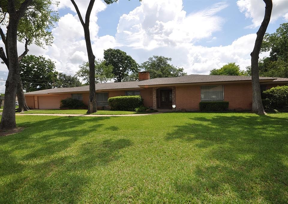 1st image of 2101 N Galveston Ave